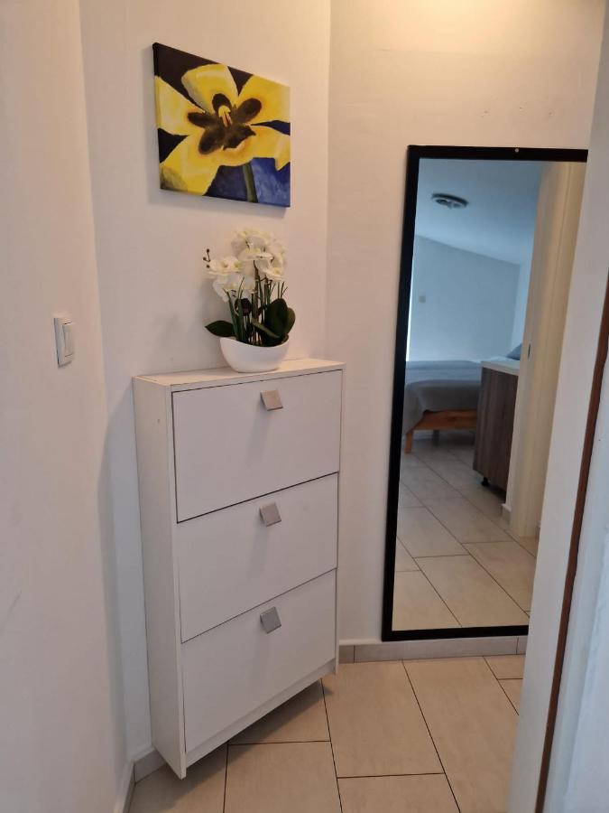 Apartment Vilic พูลา ภายนอก รูปภาพ