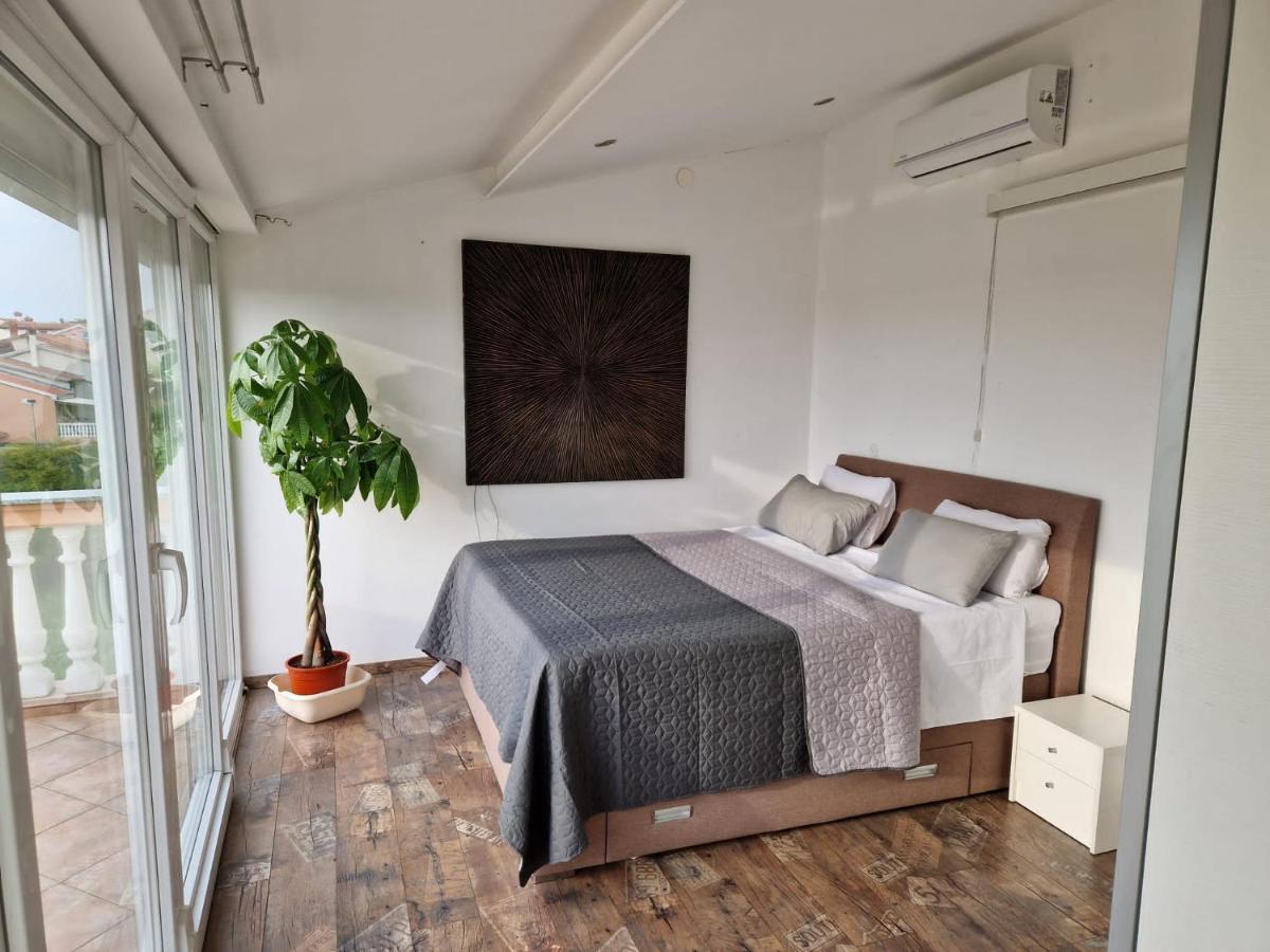 Apartment Vilic พูลา ภายนอก รูปภาพ