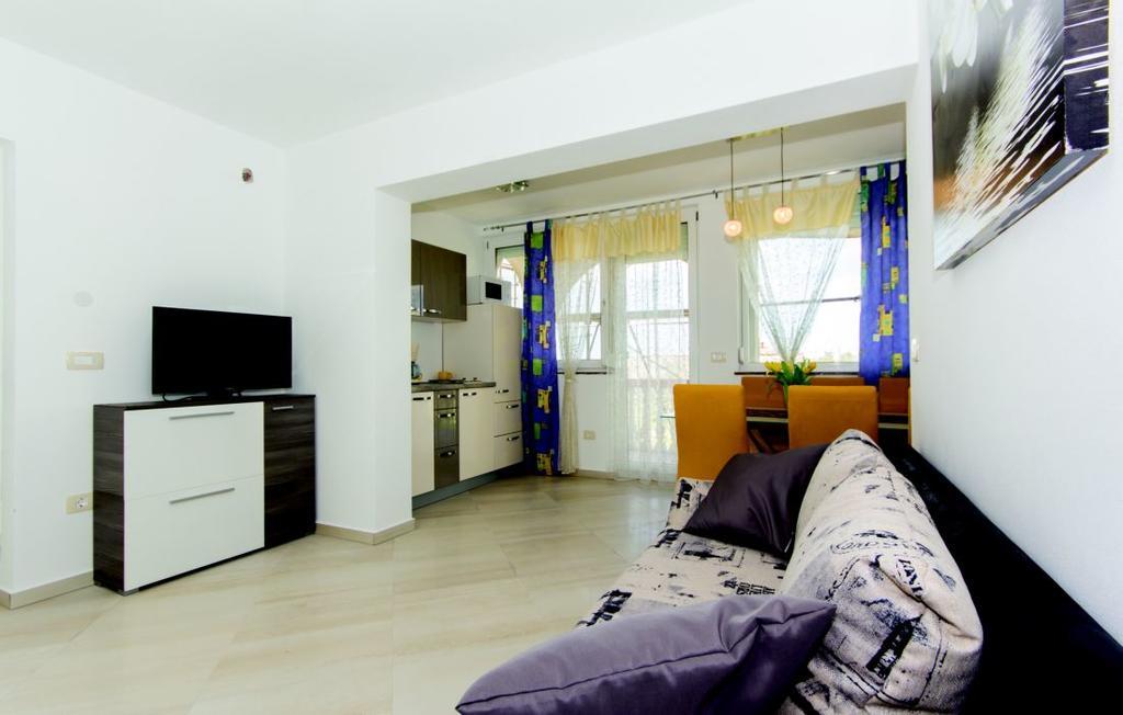 Apartment Vilic พูลา ภายนอก รูปภาพ