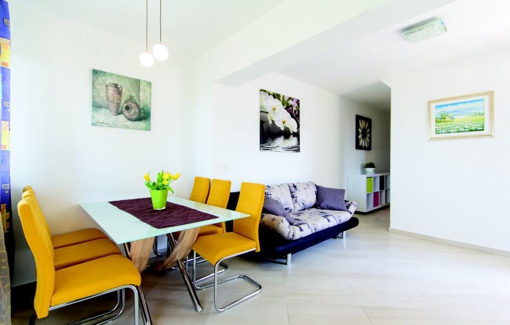 Apartment Vilic พูลา ภายนอก รูปภาพ