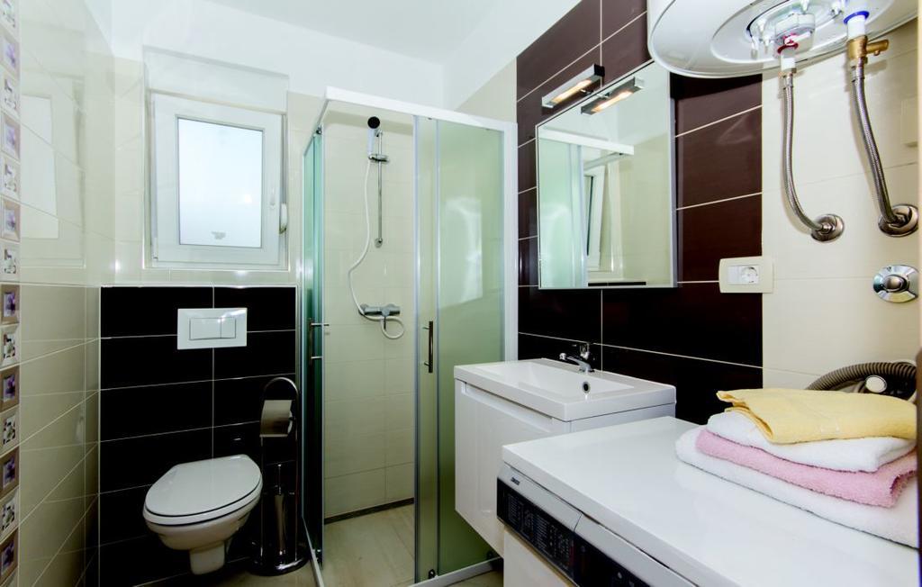 Apartment Vilic พูลา ภายนอก รูปภาพ